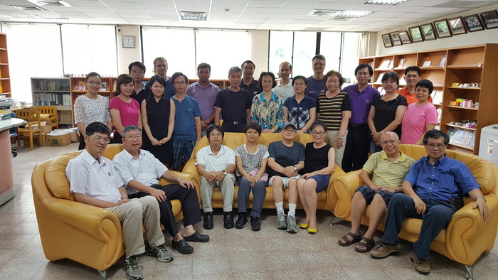 本系第11任系主任交接典禮圖片